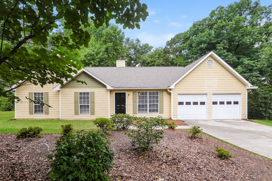 3745 Lochview Dr, Loganville, GA 30052 Home for Rent 3 Beds, 2